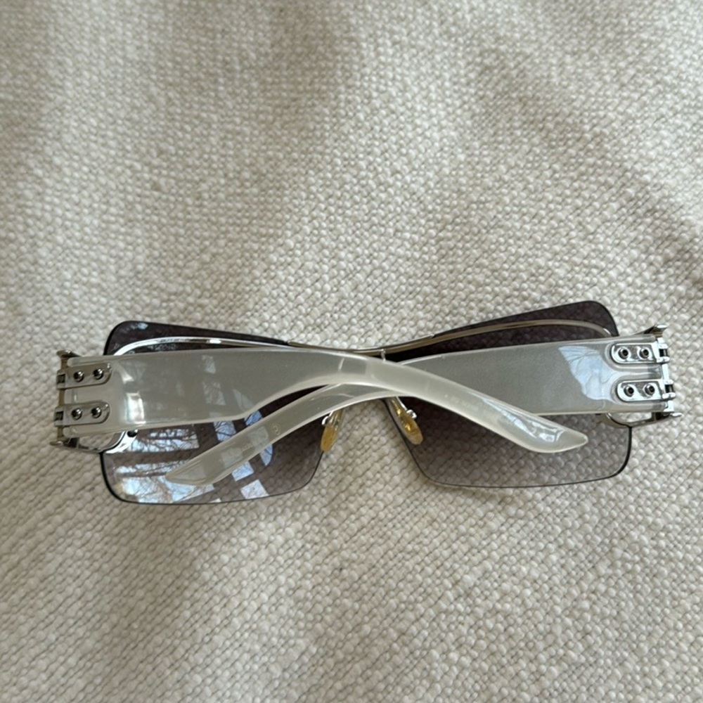 DIOR - Picture 3 of 5